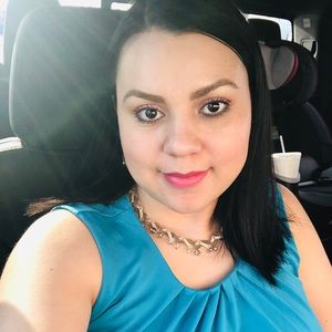 Meet your Posher, Elsa